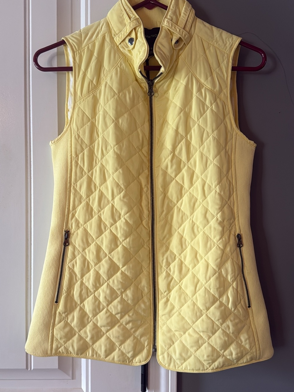 41 Hawthorn Quilted Sleeveless Vest - Yellow